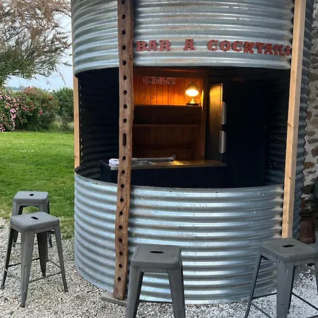 Roulotte Tzigane * La Capelle-Bleys